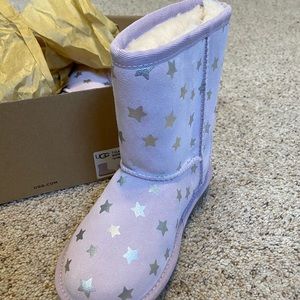 NEVER BEEN WORN Uggs